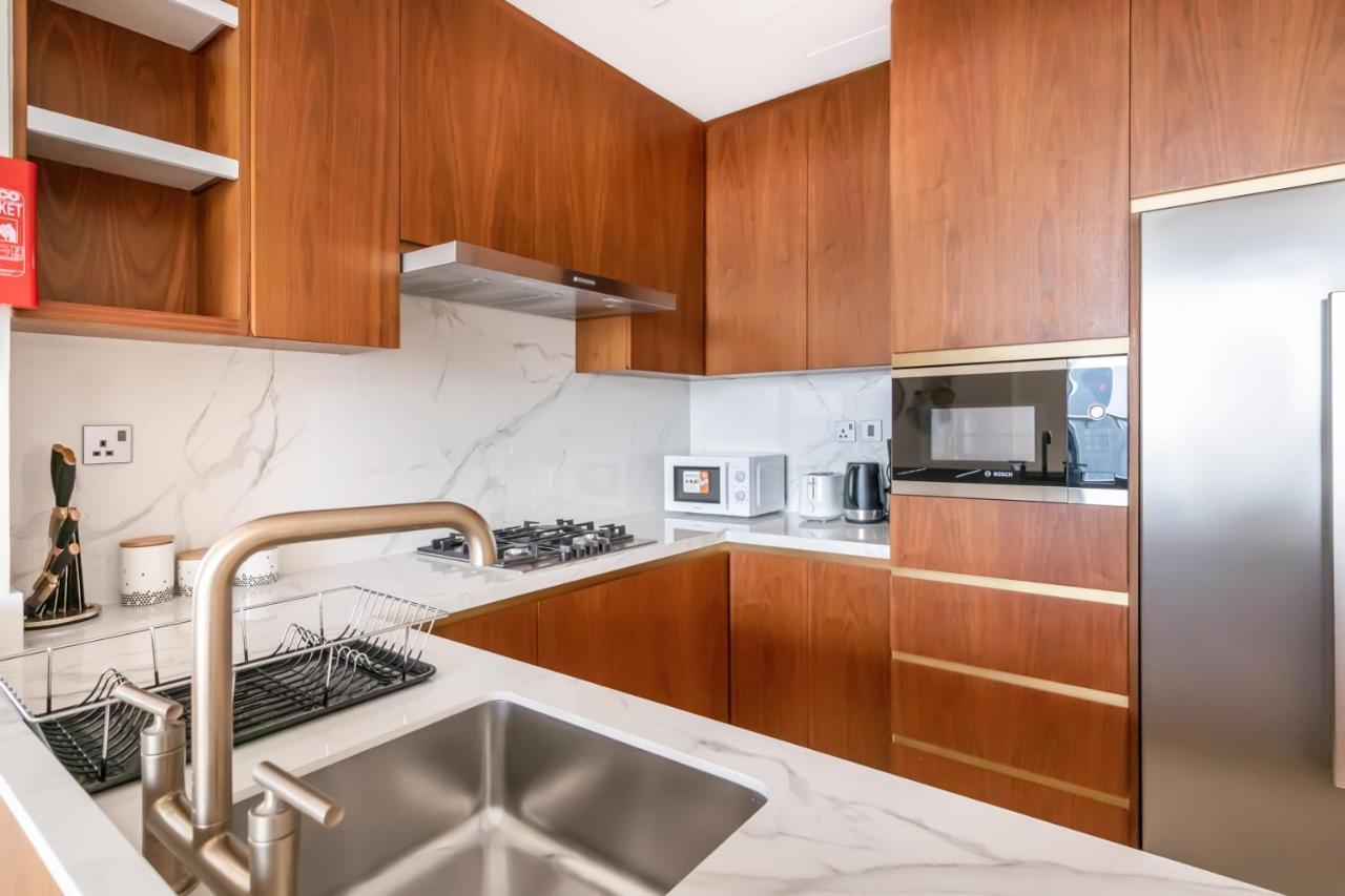 Fam Living - Rp Heights - 3 Mins Walk To Burj Khalifa & Dubai Mall Downtown Dubaj Exteriér fotografie